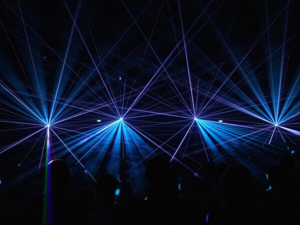 Lasershow Sparck_DTLlaser_lasershow_Drachten (2)